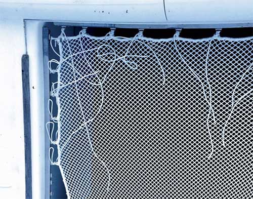 Trampoline installation photo: independent lashing technique