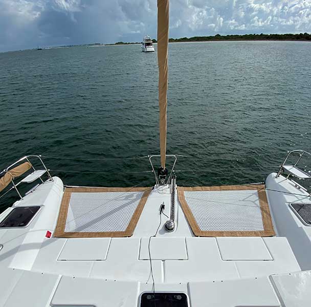 ATN Multihull Net- Lagoon 420 with Supertramp + Toast Trim